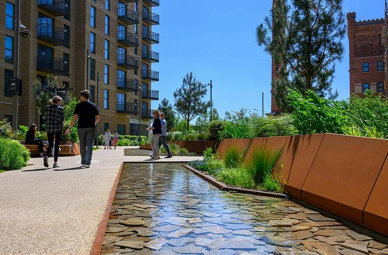 Horlicks Quarter - Rothmore Property