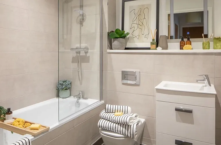 Furness Quay - Rothmore Property