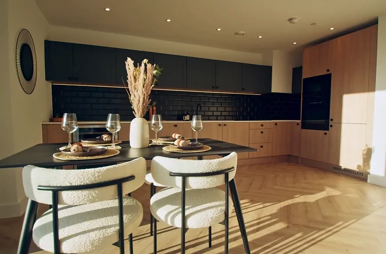 Bankside - Rothmore Property