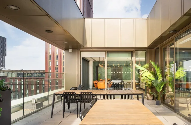 Vita Living Circle Square - Rothmore Property