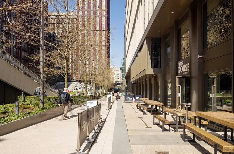 Vita Living Circle Square - Rothmore Property